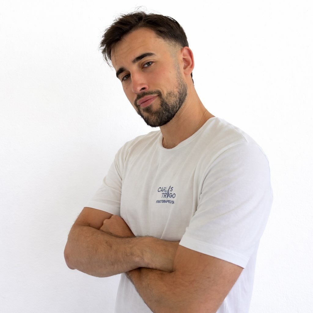 Carlos Trigo, fisioterapeuta deportivo colegiado en Sevilla